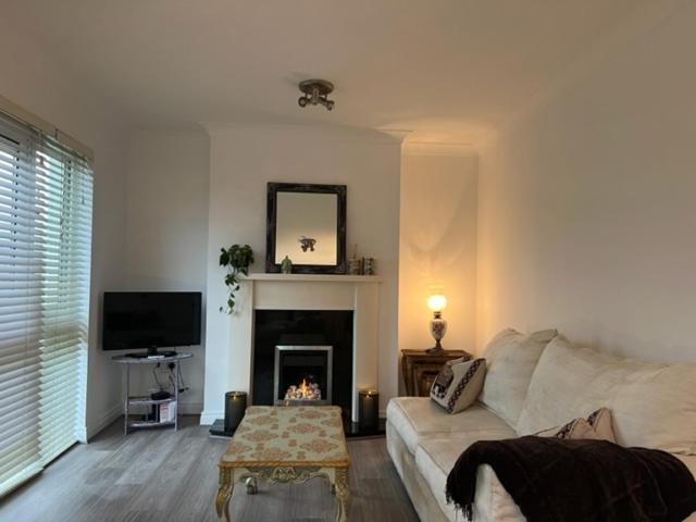 סוורדס Cosy 2 Double Bed Apartment מראה חיצוני תמונה